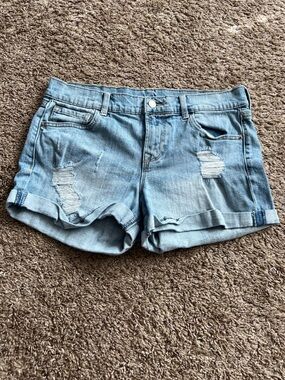 Old Navy Light Blue Distressed Rolled-Hem Jean Shorts - Women